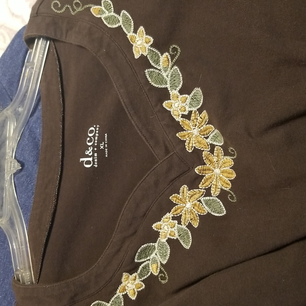 BROWN DENIM &CO AND UNMARKED BLUE GIRAFFE TEE, XL, GUC CL#8 - Picture 8 of 10